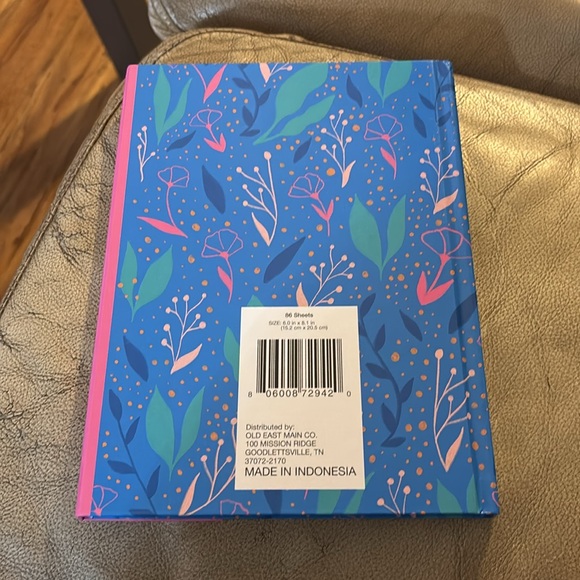 Colorful Coffee-Themed Notebook and pen set - Picture 7 of 7